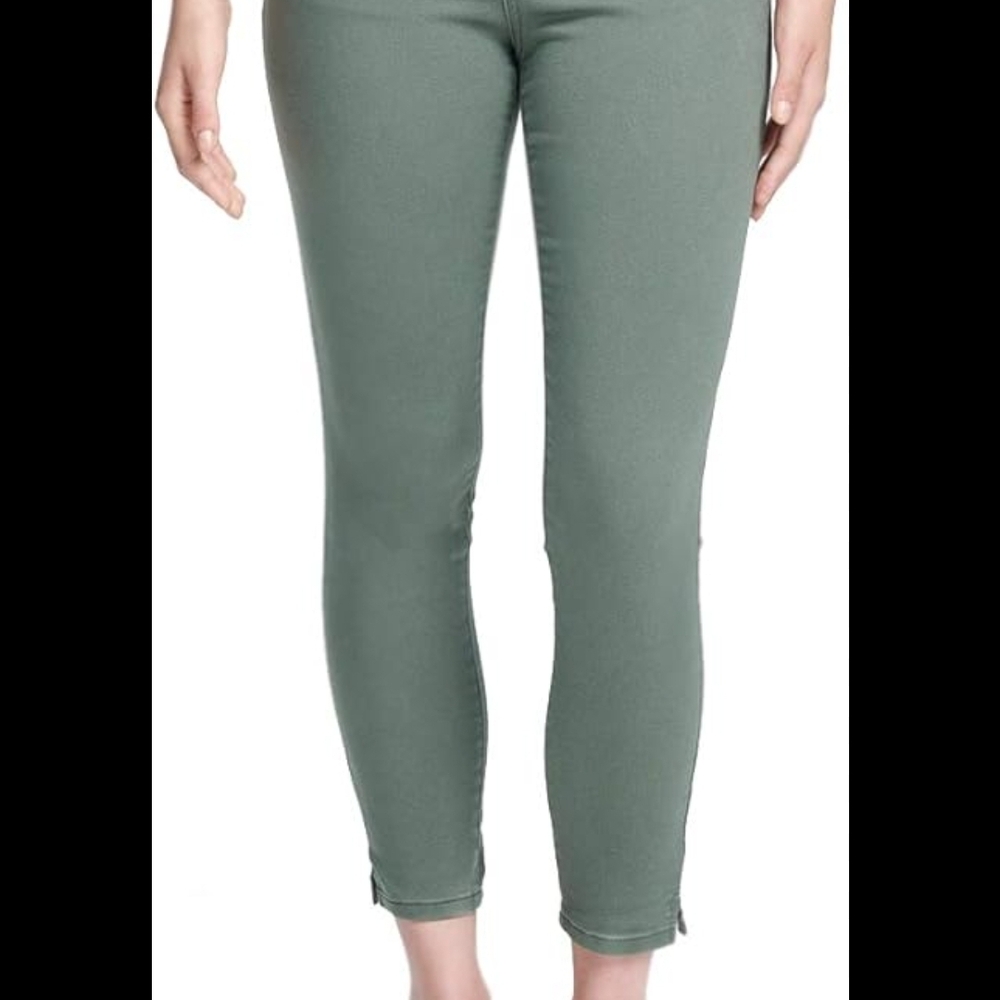 Bass Women's Green Cropped Jeans